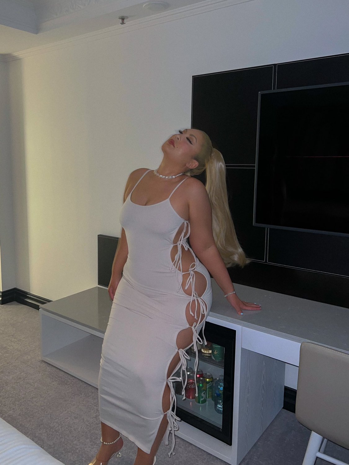 Would you hit it #Avjlrddt