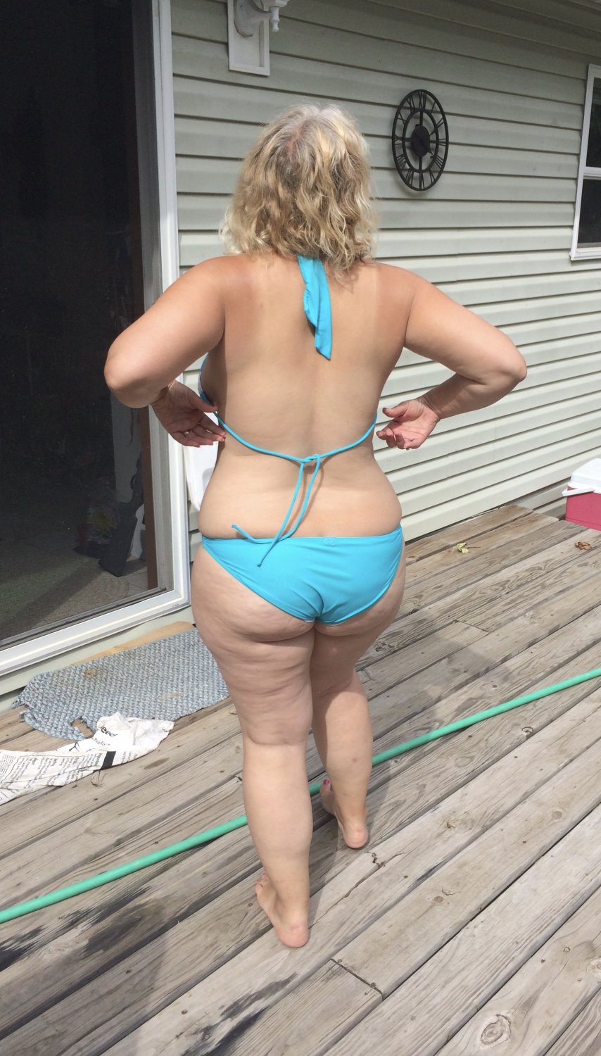 Milf/Gilf living that cuck life #WUinb3DK