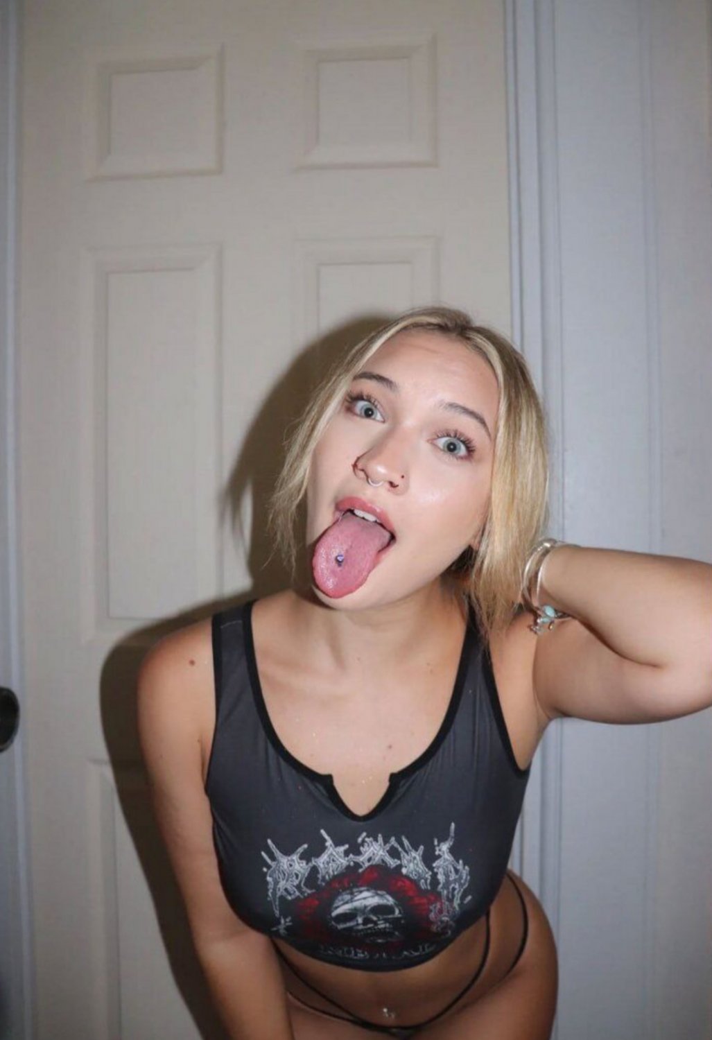 Halia #YbemPm0m