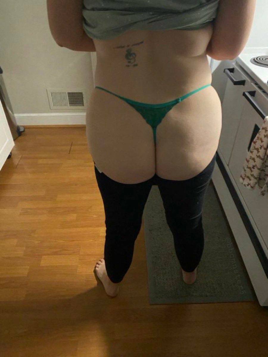 BBC Owned PAWG Exposed Unaware #mEX3heYT