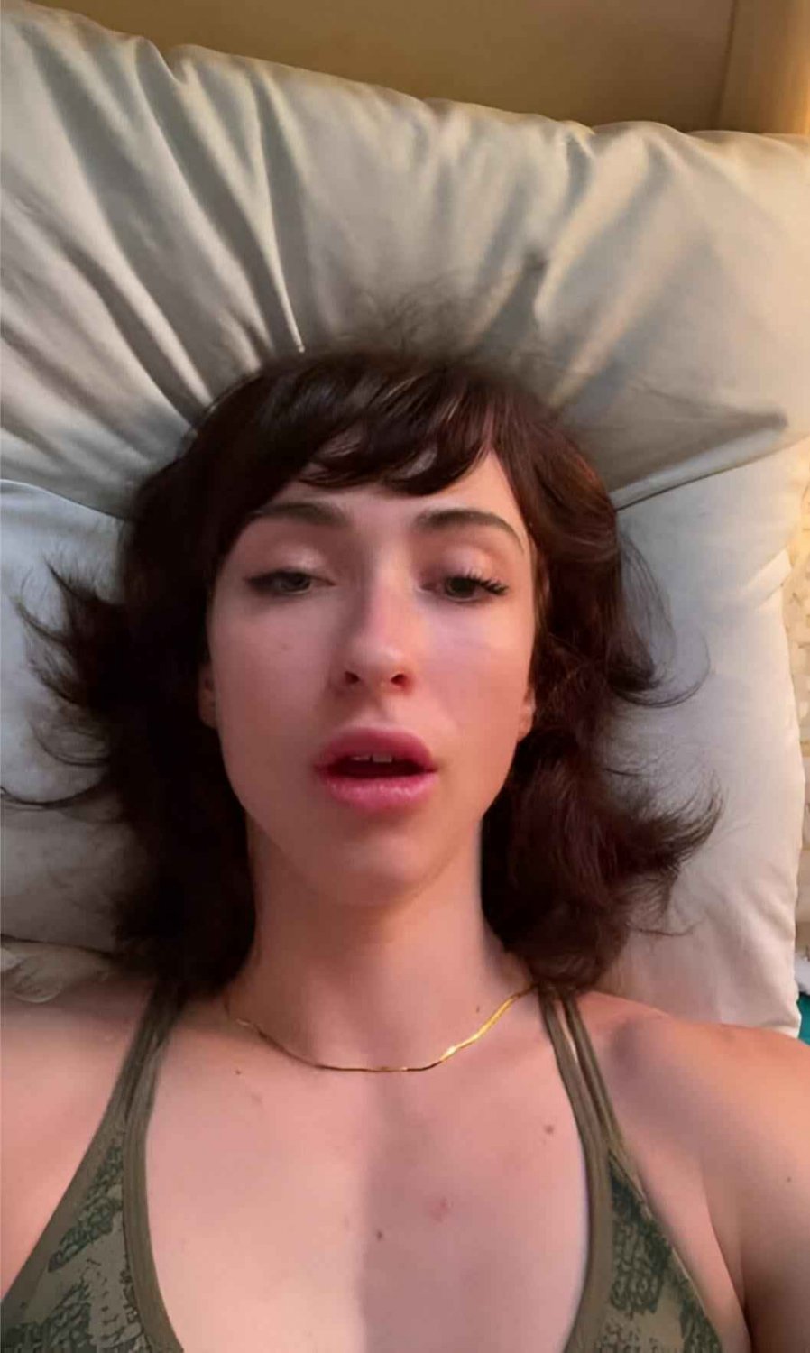 Streamer and celeb jerk off encouragement. Who are some other sluts who want you to jerk off #4tokcTme
