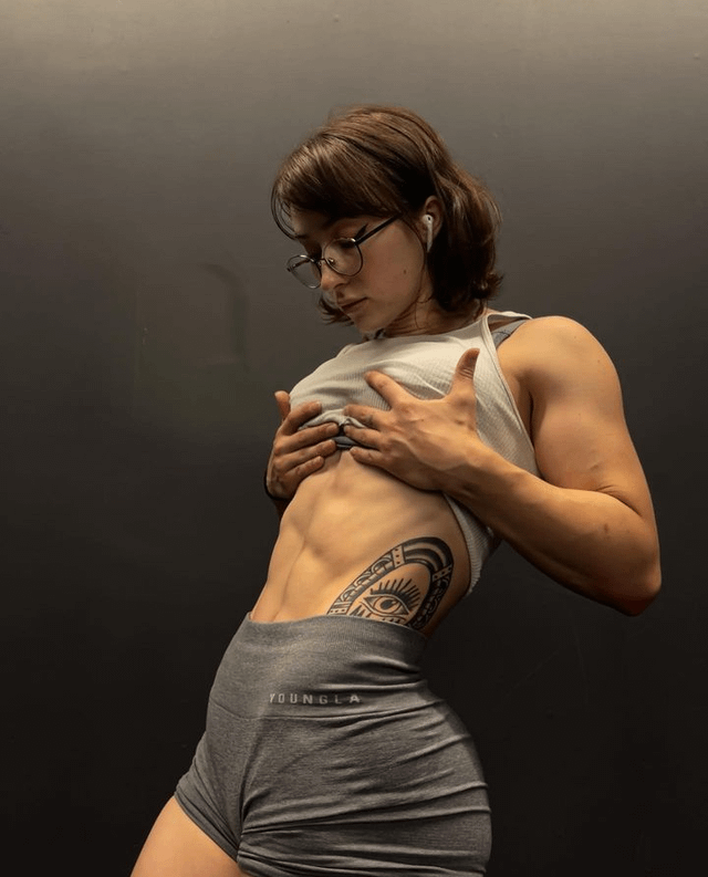 Streamer and celeb jerk off encouragement. Who are some other sluts who want you to jerk off #FLmQ6ece