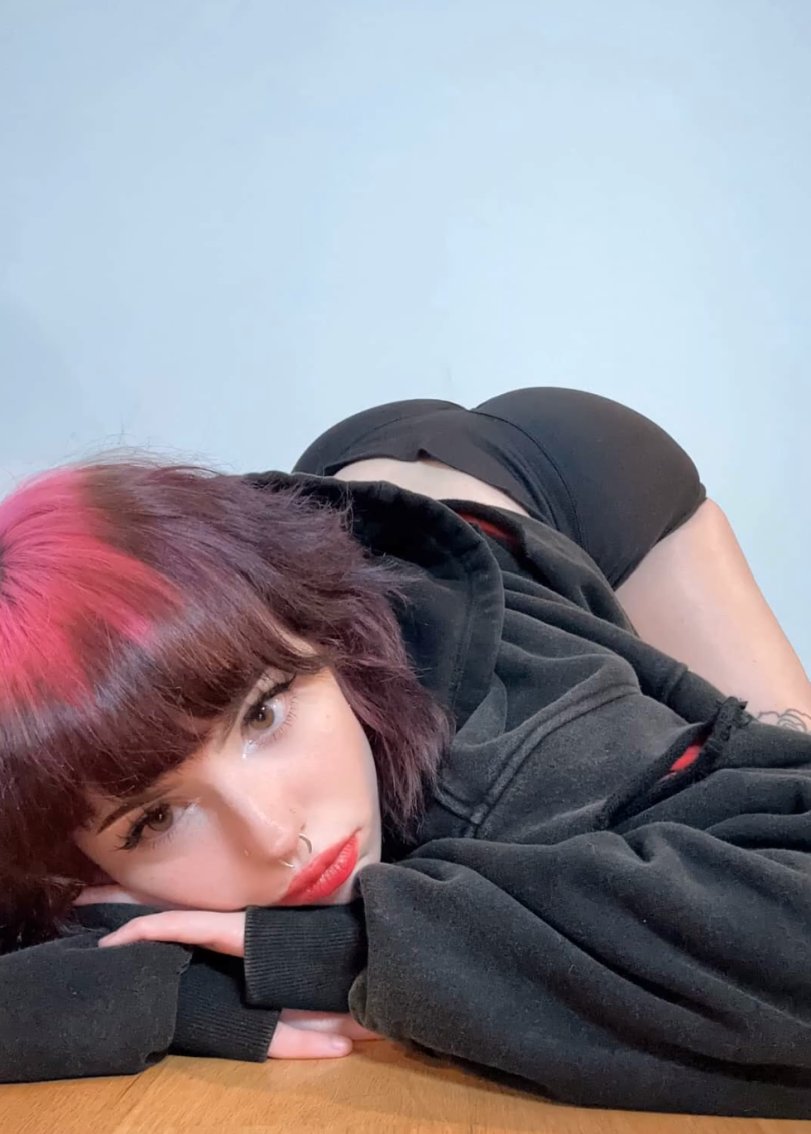 Streamer and celeb jerk off encouragement. Who are some other sluts who want you to jerk off #L91aw0ta
