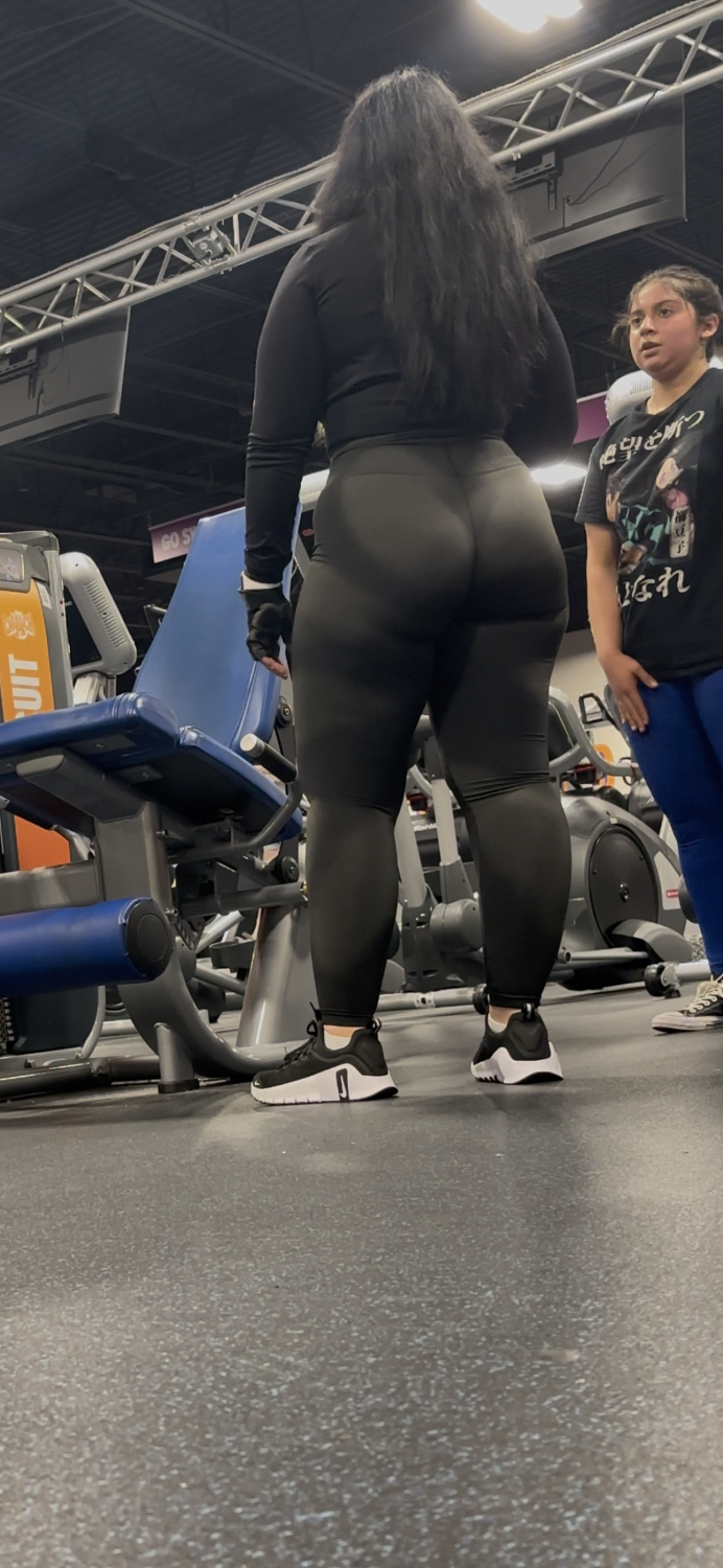 candid latina milf #lhKJNMZn