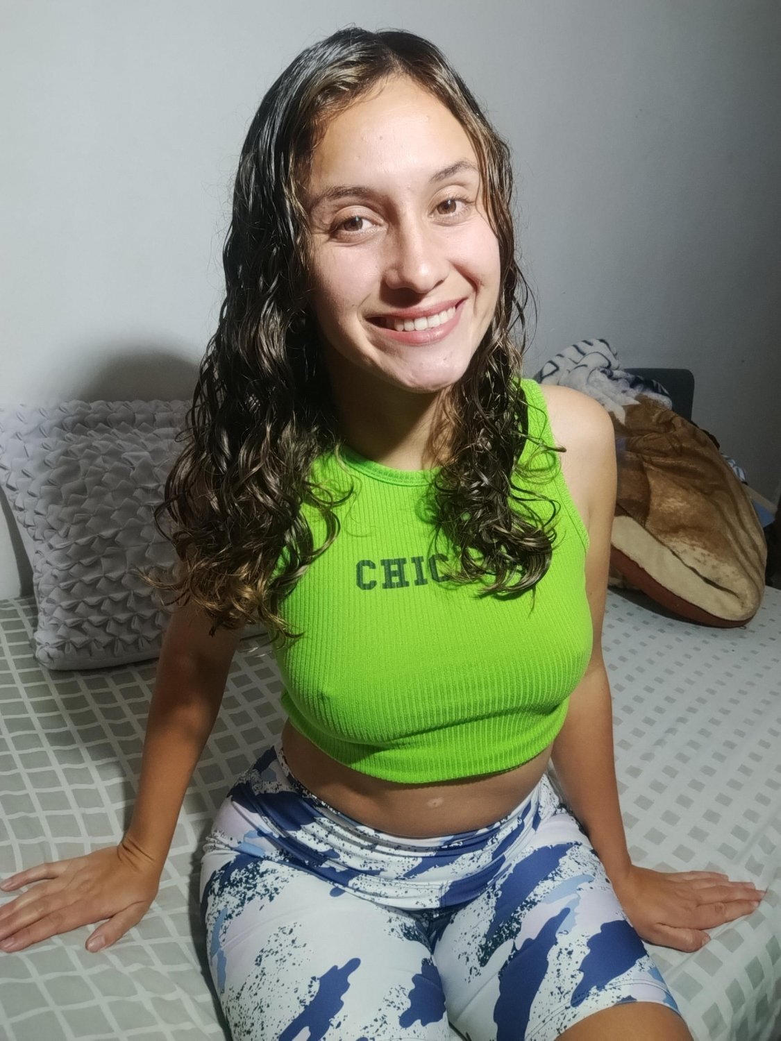 una rubia bastante trolita 🇦🇷 #VRfpBrJi