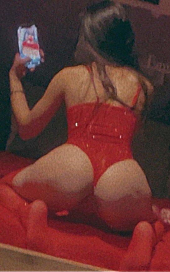 My hott sister-in-law 🍑🍑🔥🔥🍑🔥🥵 #FbP0aCUe