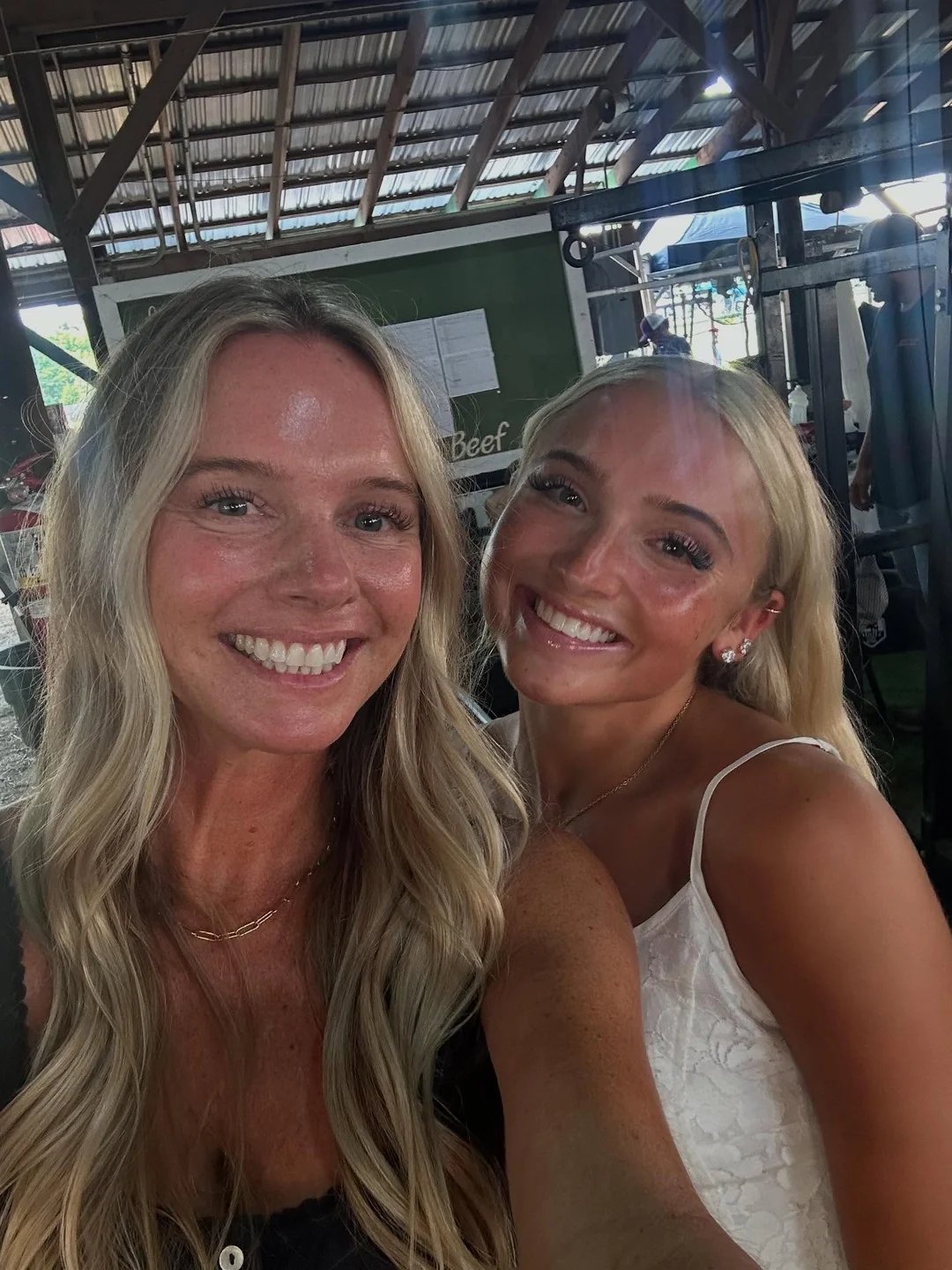 Mothers & Daughters 19Nov2025 #PlP4X8G0