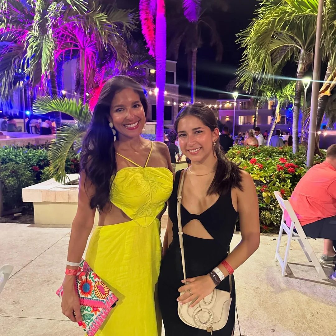 Mothers & Daughters 23Nov2025 #0yHPfeX3