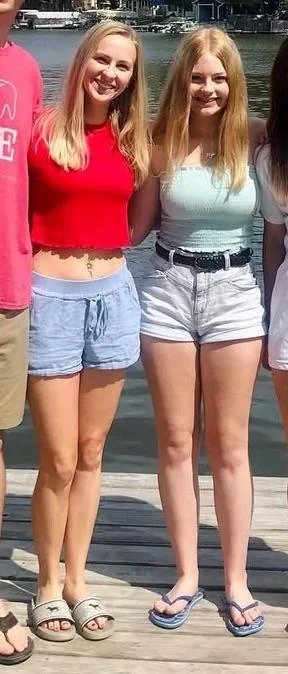 Mothers & Daughters 23Nov2025 #J1Y04DIW